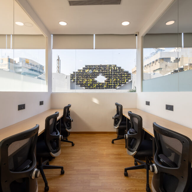 Private Cabin Space in Delhi